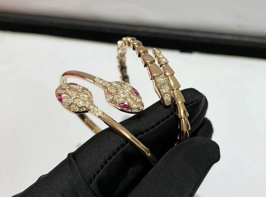 Quality Gold Jewelry Luxury Manufacturer Diamond Ring In White Gold bracelet in white gold brand jewelry