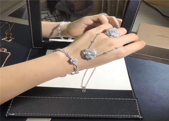 High End 18K Gold Diamond Jewelry , Piaget Rose Pendant Ring / Bangle / Earrings