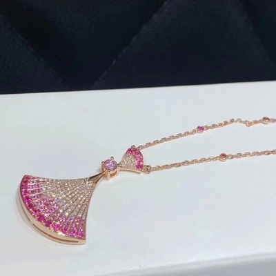 Diamonds Talks To The Z Era 18 Gold  Jewelry Necklace