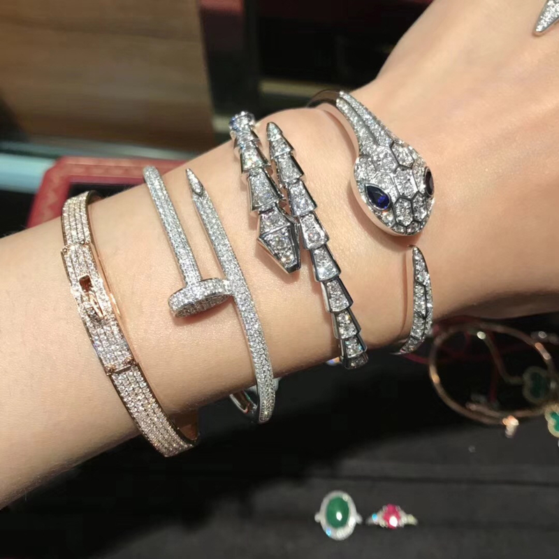 High End 18K Gold Diamond Bracelet , Women'S Luxury 18K Diamond Bangle