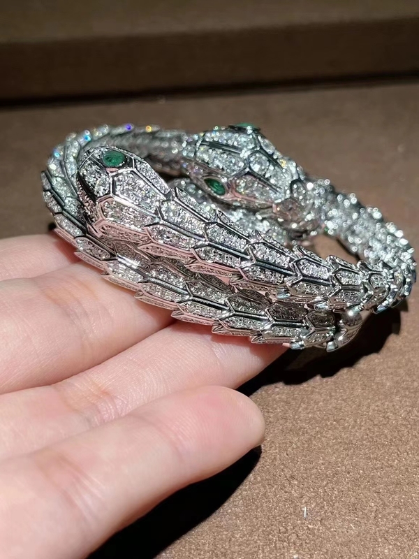 18k White Gold Diamond Serpenti Bracelet Custom Made  High Jewellery
